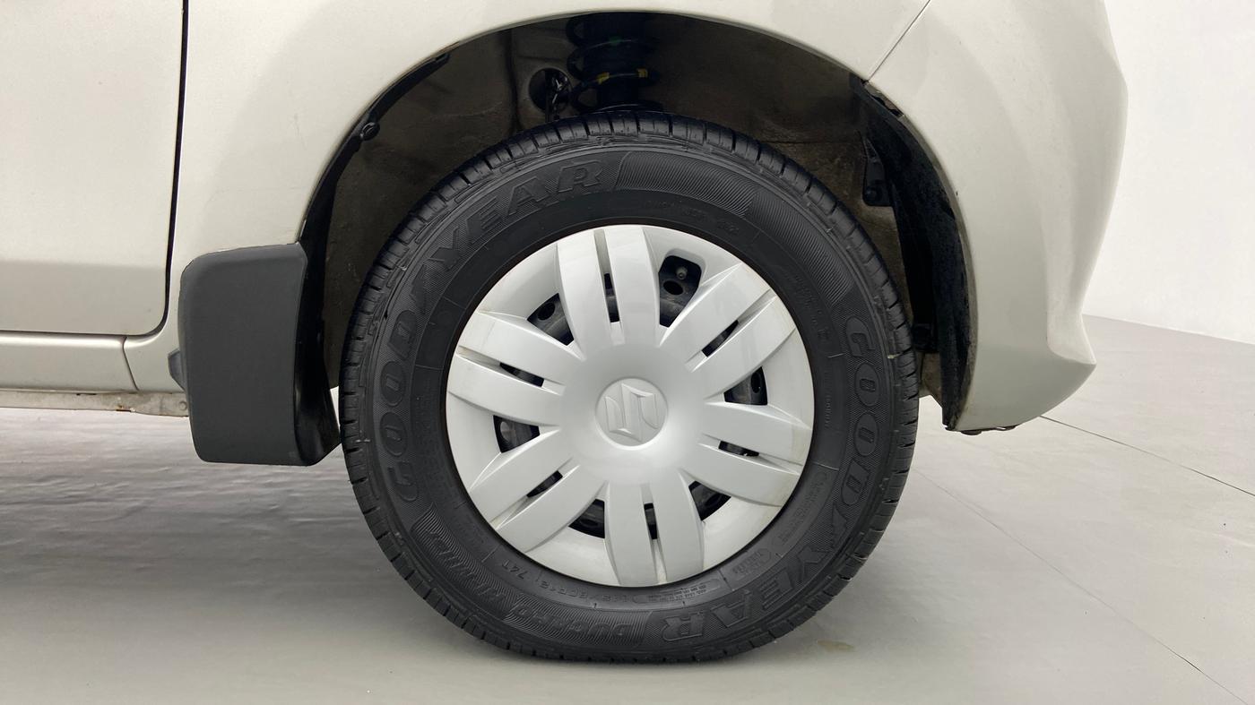 2013 Maruti Alto 800 LXI, Petrol, Manual, 84,301 km, Right Front Wheel