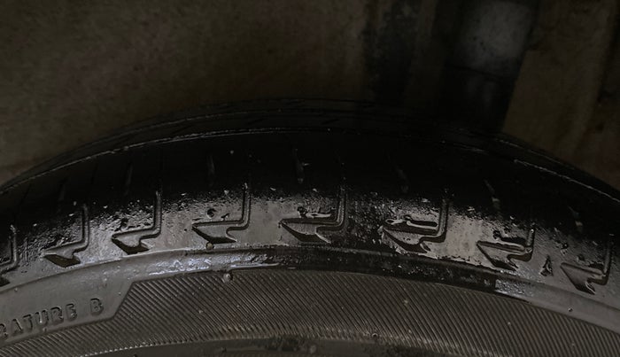 2022 Maruti Celerio VXI CNG, CNG, Manual, 30,696 km, Left Rear Tyre Tread