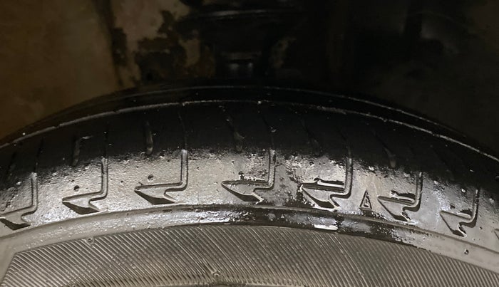 2022 Maruti Celerio VXI CNG, CNG, Manual, 30,696 km, Right Front Tyre Tread