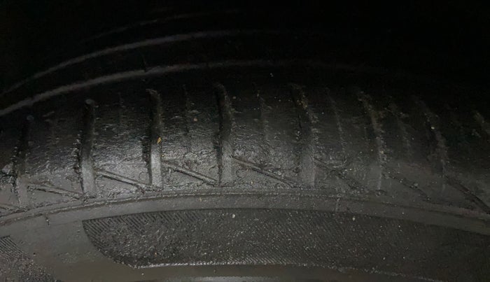 2021 Hyundai GRAND I10 NIOS MAGNA 1.2 KAPPA VTVT, Petrol, Manual, 83,985 km, Left Front Tyre Tread