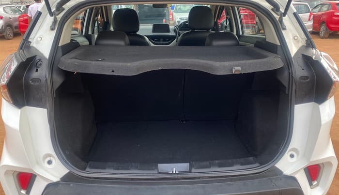 2021 Tata NEXON XZA PLUS SUNROOF PETROL, Petrol, Automatic, 69,092 km, Boot Inside