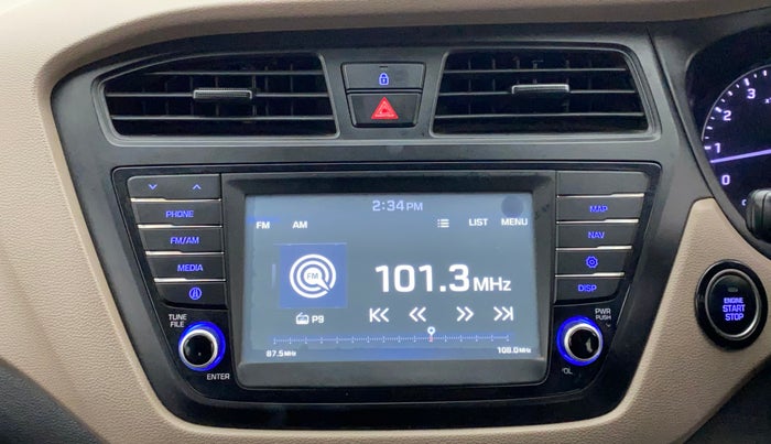 2017 Hyundai Elite i20 ASTA 1.2 (O), Petrol, Manual, 65,516 km, Infotainment System
