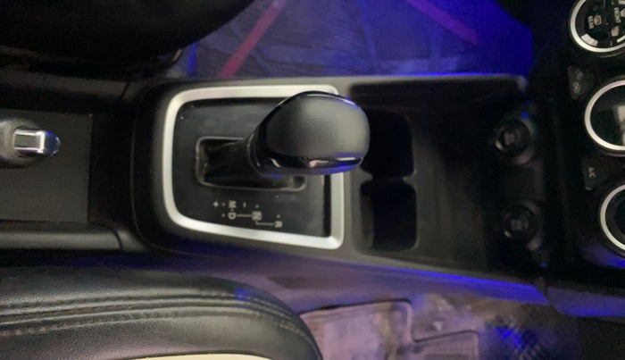 2018 Maruti Swift ZXI AMT, Petrol, Automatic, 73,805 km, Gear Lever