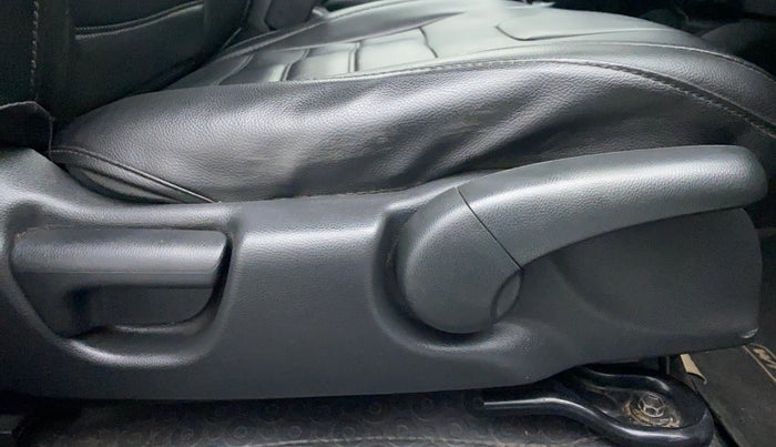 2018 Honda WR-V 1.5 i-DTEC VX MT, Diesel, Manual, 52,896 km, Driver Side Adjustment Panel
