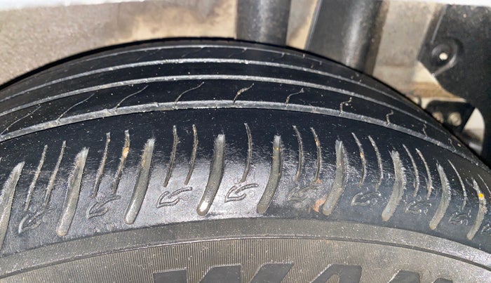 2023 KIA SONET HTK 1.5 DIESEL IMT, Diesel, Manual, 77,159 km, Left Rear Tyre Tread