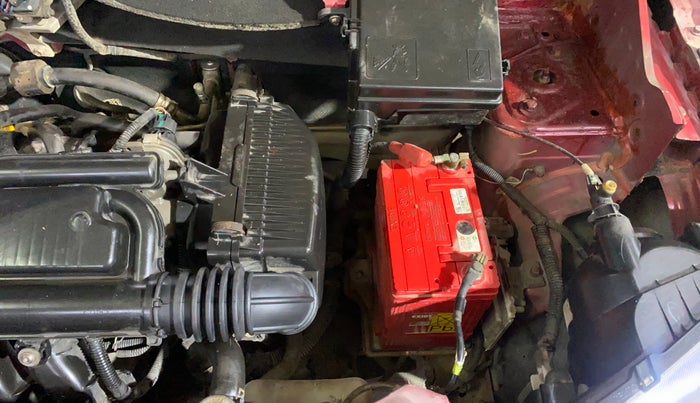 2017 Renault Kwid RXT 1.0, Petrol, Manual, 38,418 km, Engine View - Left