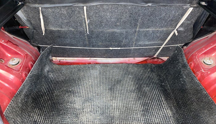 2017 Renault Kwid RXT 1.0, Petrol, Manual, 38,418 km, Boot Inside