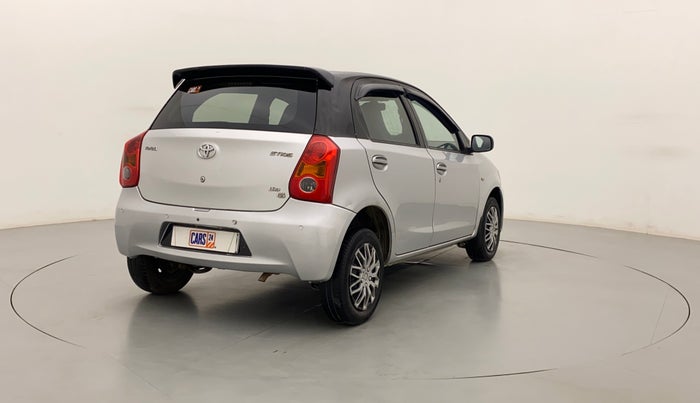 2011 Toyota Etios Liva G, Petrol, Manual, 1,23,387 km, Right Back Diagonal