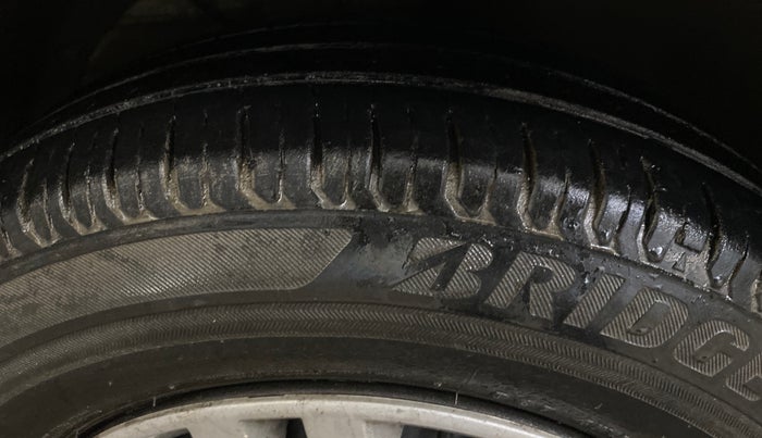 2020 Maruti Dzire VXI, Petrol, Manual, 51,475 km, Left Front Tyre Tread