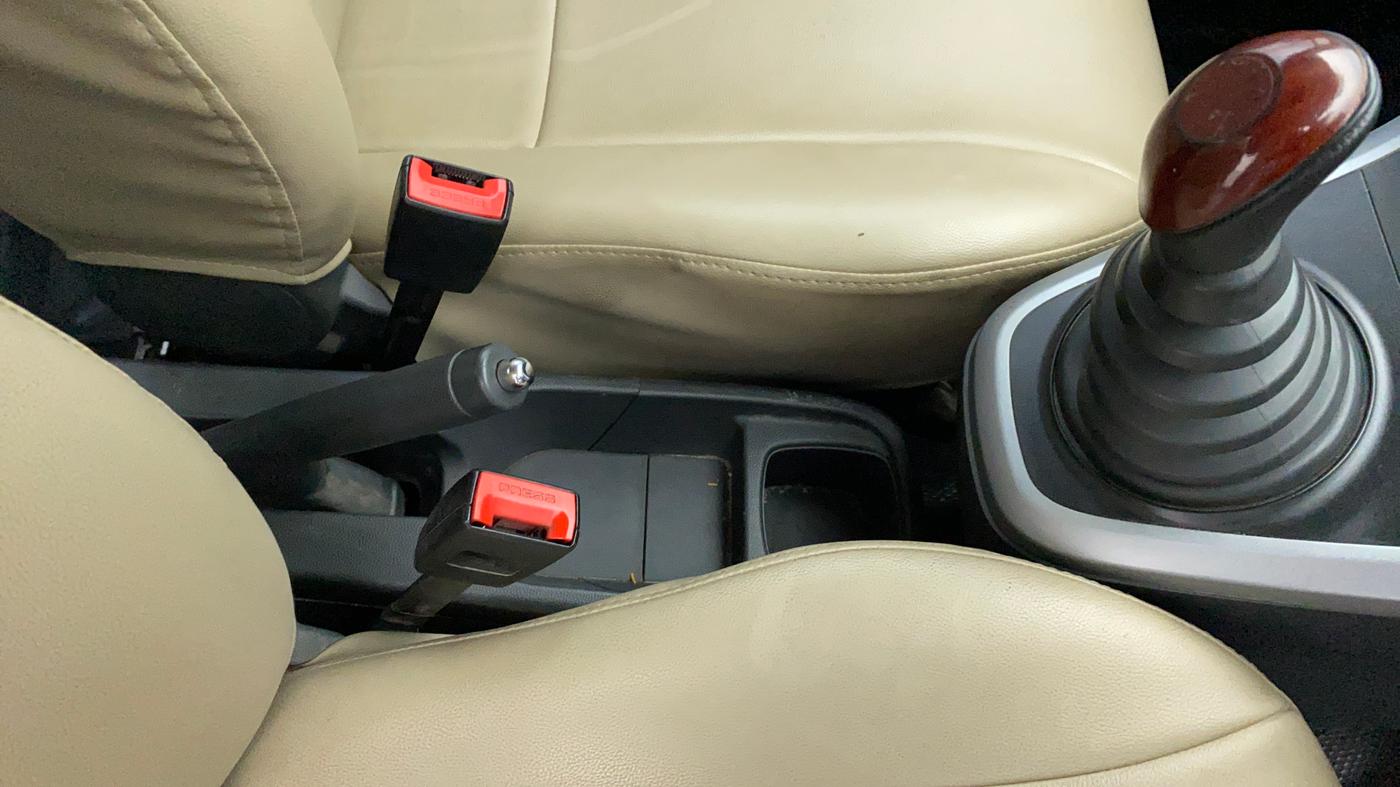 2013 Maruti Ritz ZXI, Petrol, Manual, 85,420 km, Gear Lever