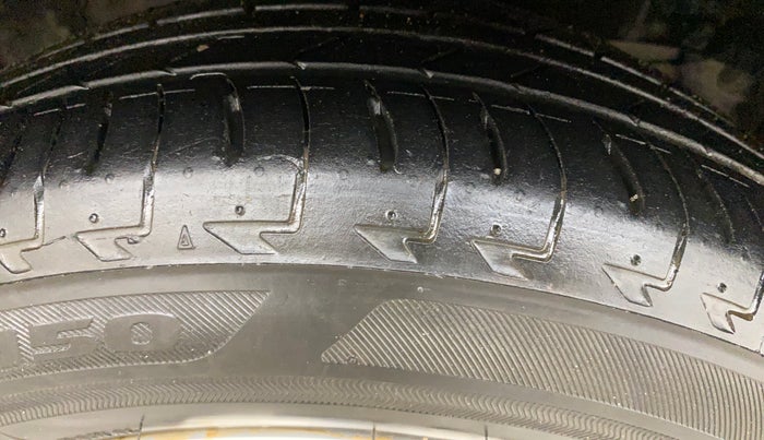 2018 Honda WR-V 1.2L I-VTEC S MT, Petrol, Manual, 67,815 km, Right Front Tyre Tread