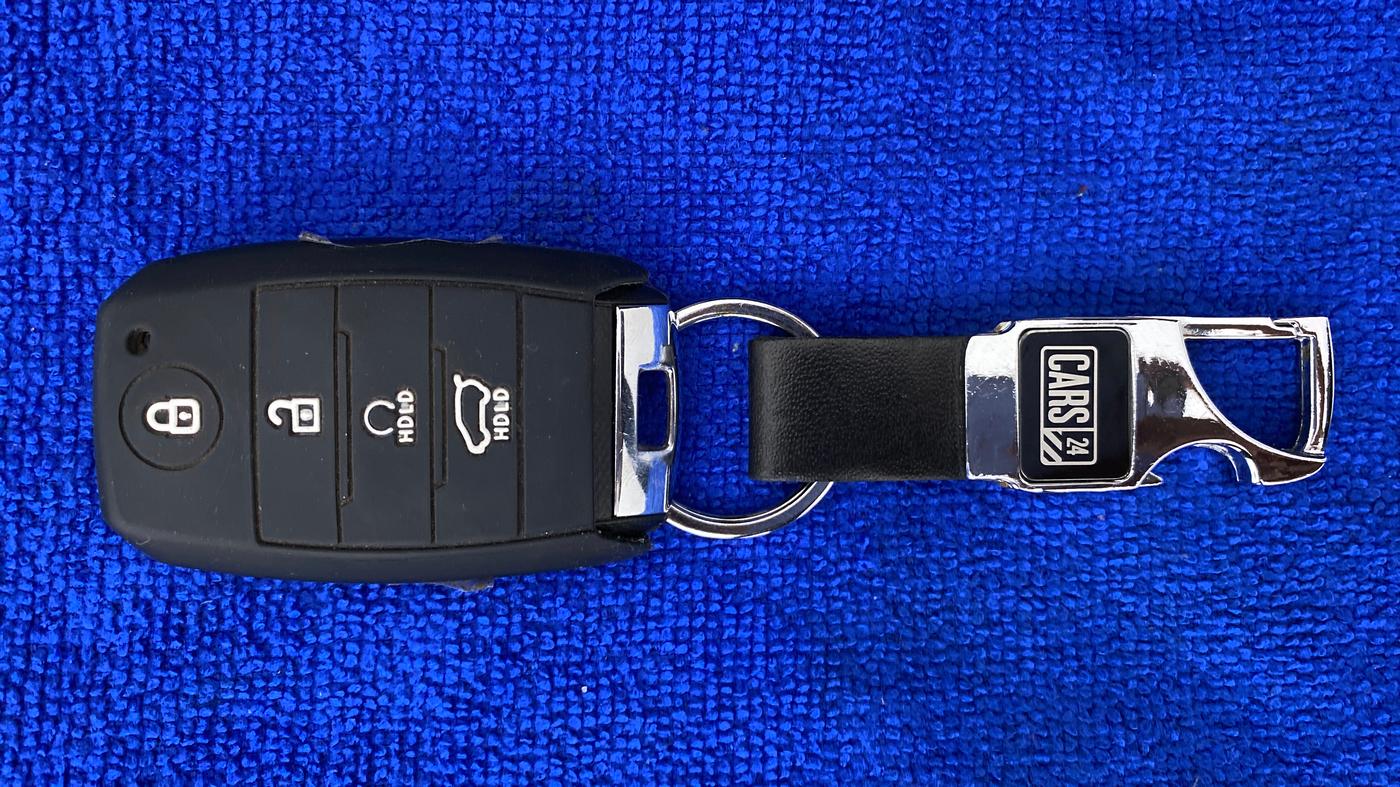 2022 KIA CARENS LUXURY PLUS 1.5D AT 7STR, Diesel, Automatic, 15,574 km, Key Close Up