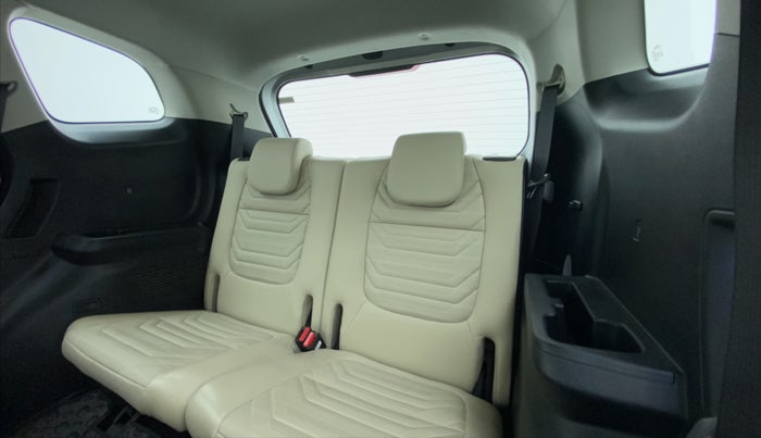 2022 KIA CARENS LUXURY PLUS 1.5D AT 7STR, Diesel, Automatic, 15,574 km, Third Seat Row ( optional )