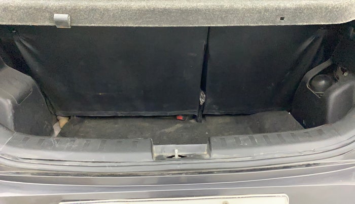 2014 Maruti Swift ZXI, Petrol, Manual, 51,965 km, Boot Inside