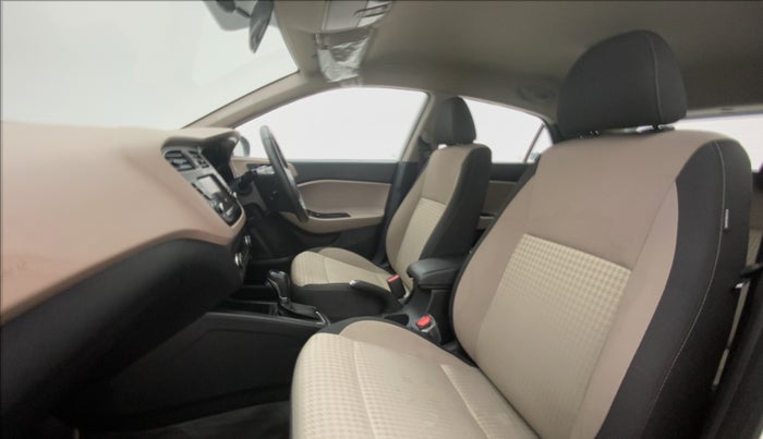 2019 Hyundai Elite i20 1.2  ASTA (O) CVT, Petrol, Automatic, 13,726 km, Right Side Front Door Cabin