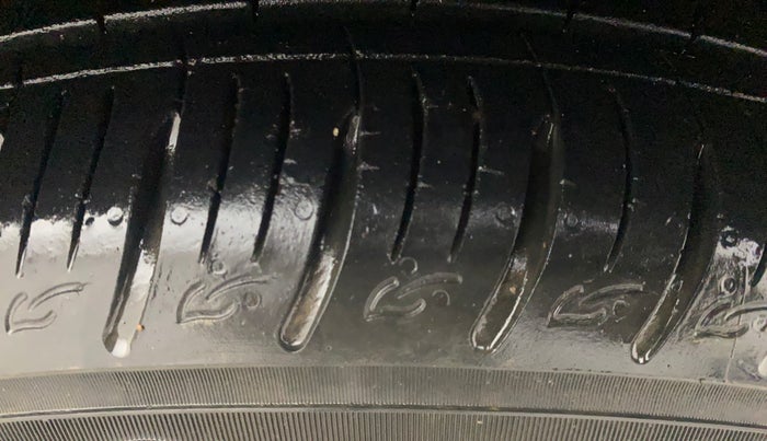 2021 KIA SONET HTX 1.0 IMT, Petrol, Manual, 16,868 km, Right Front Tyre Tread