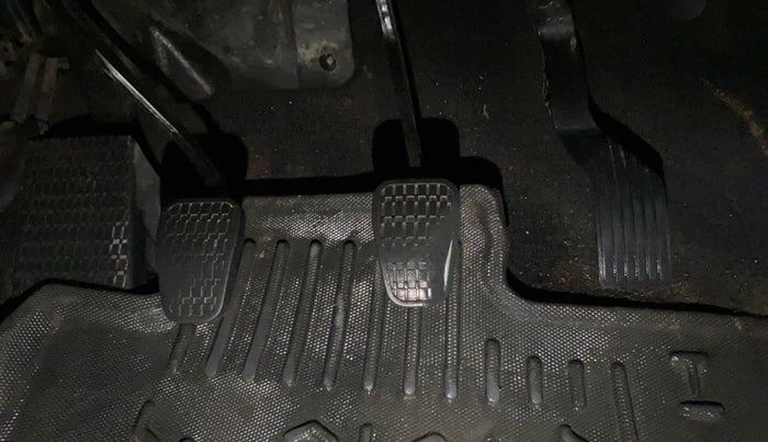 2022 Tata PUNCH ACCOMPLISHED MT, Petrol, Manual, 40,218 km, Pedals