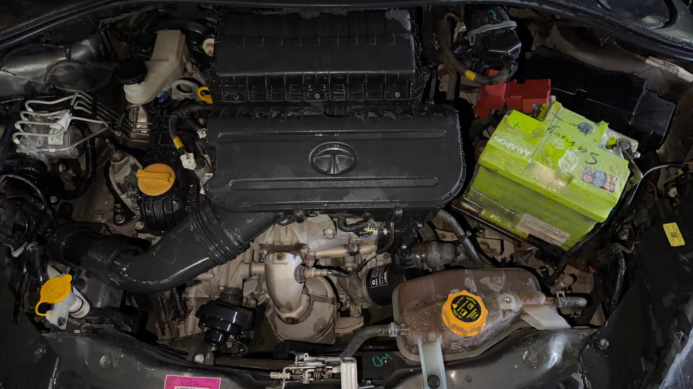 2023 Tata TIGOR XZ PLUS CNG, CNG, Manual, 1,15,173 km, Engine View