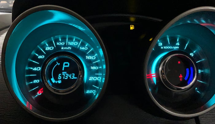 2021 Mahindra XUV500 W9 AT, Diesel, Automatic, 67,343 km, Odometer Image