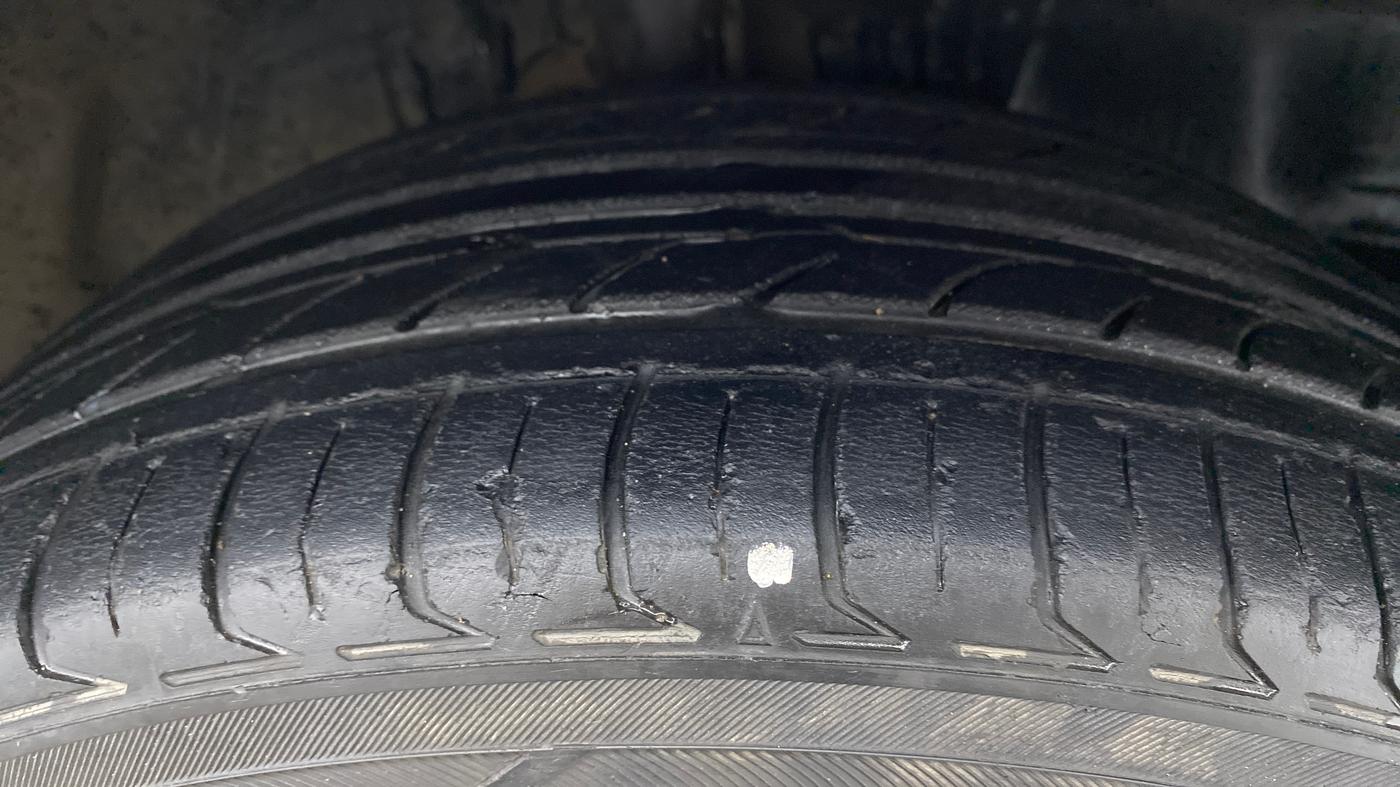 2014 Toyota Corolla Altis VL AT, Petrol, Automatic, 94,968 km, Right Front Tyre Tread