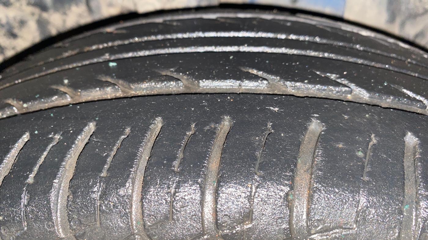 2020 Ford Ecosport TITANIUM 1.5L DIESEL, Diesel, Manual, 43,323 km, Right Front Tyre Tread