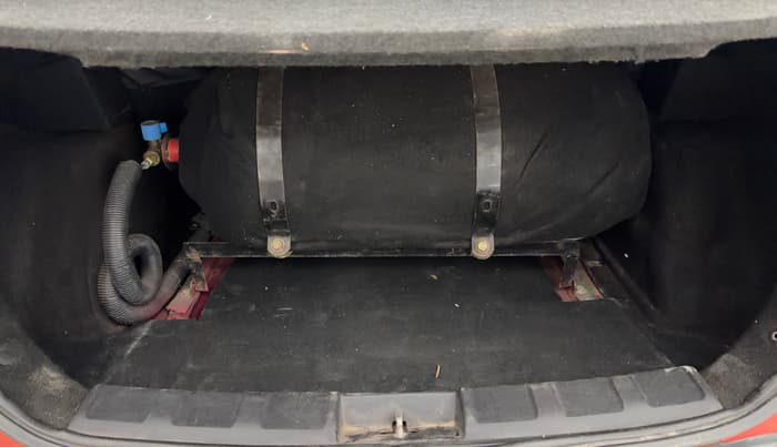 2019 Tata NEXON XMA PETROL, CNG, Automatic, 97,713 km, Boot Inside