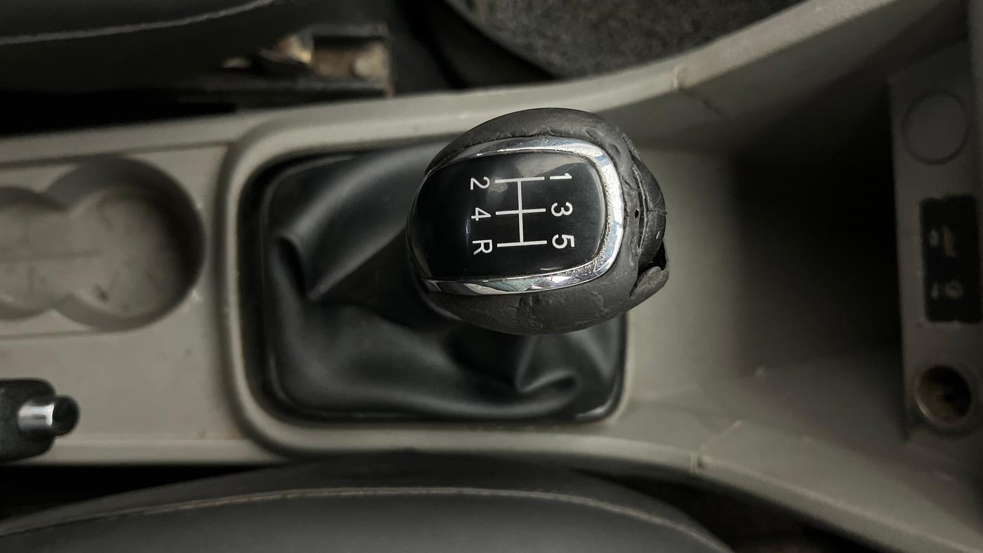2019 Tata Tiago XZ PETROL, Petrol, Manual, 82,748 km, Gear Lever