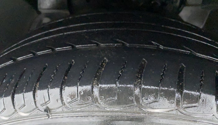 2021 Ford Ecosport 1.5TITANIUM TDCI, Diesel, Manual, 34,055 km, Left Front Tyre Tread