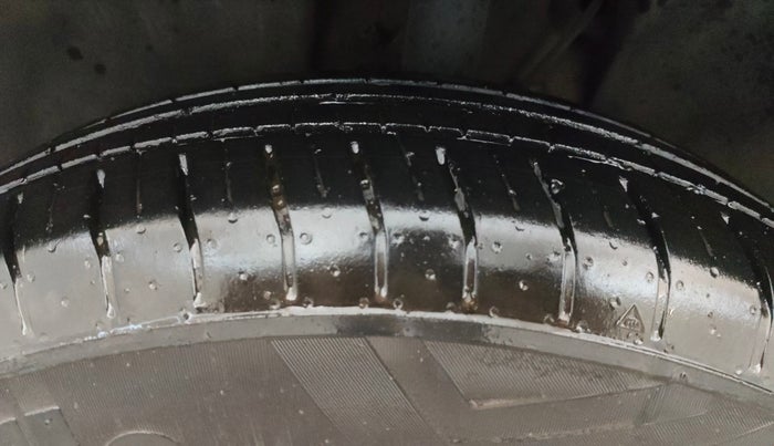 2023 Tata PUNCH PURE MT, Petrol, Manual, 9,111 km, Left Front Tyre Tread