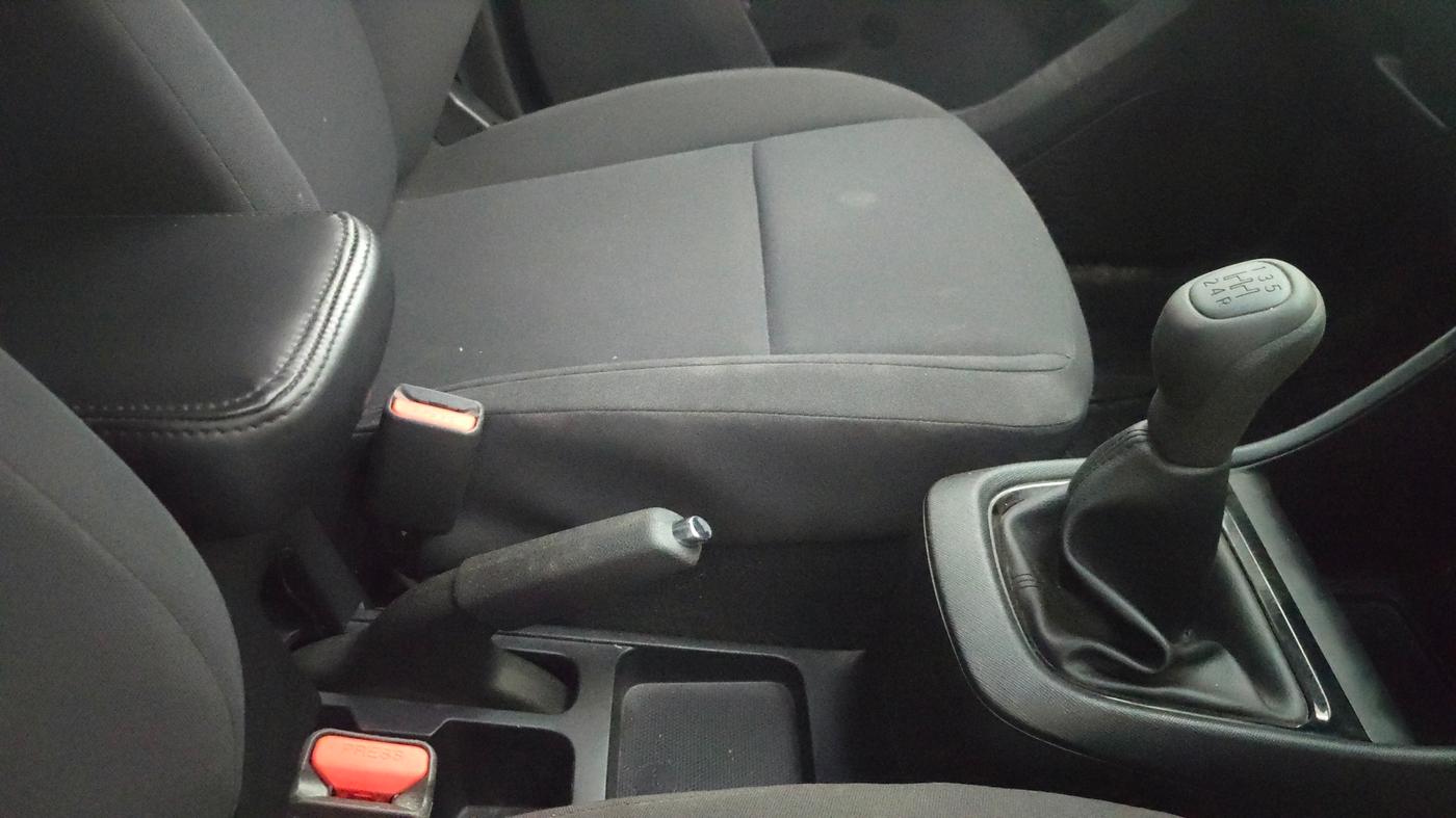 2023 Tata PUNCH PURE MT, Petrol, Manual, 9,111 km, Gear Lever