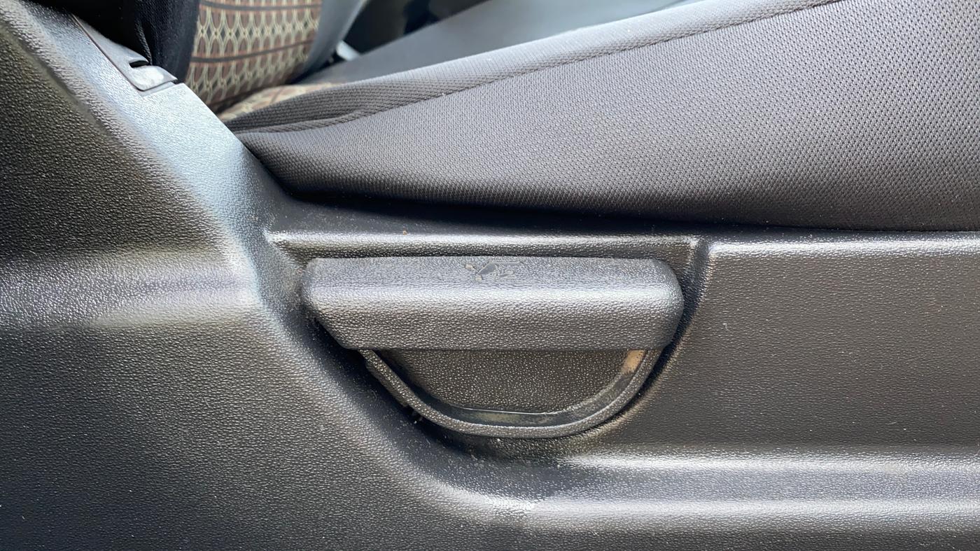 2013 Hyundai i20 MAGNA (O) 1.2, Petrol, Manual, 44,527 km, Driver Side Adjustment Panel
