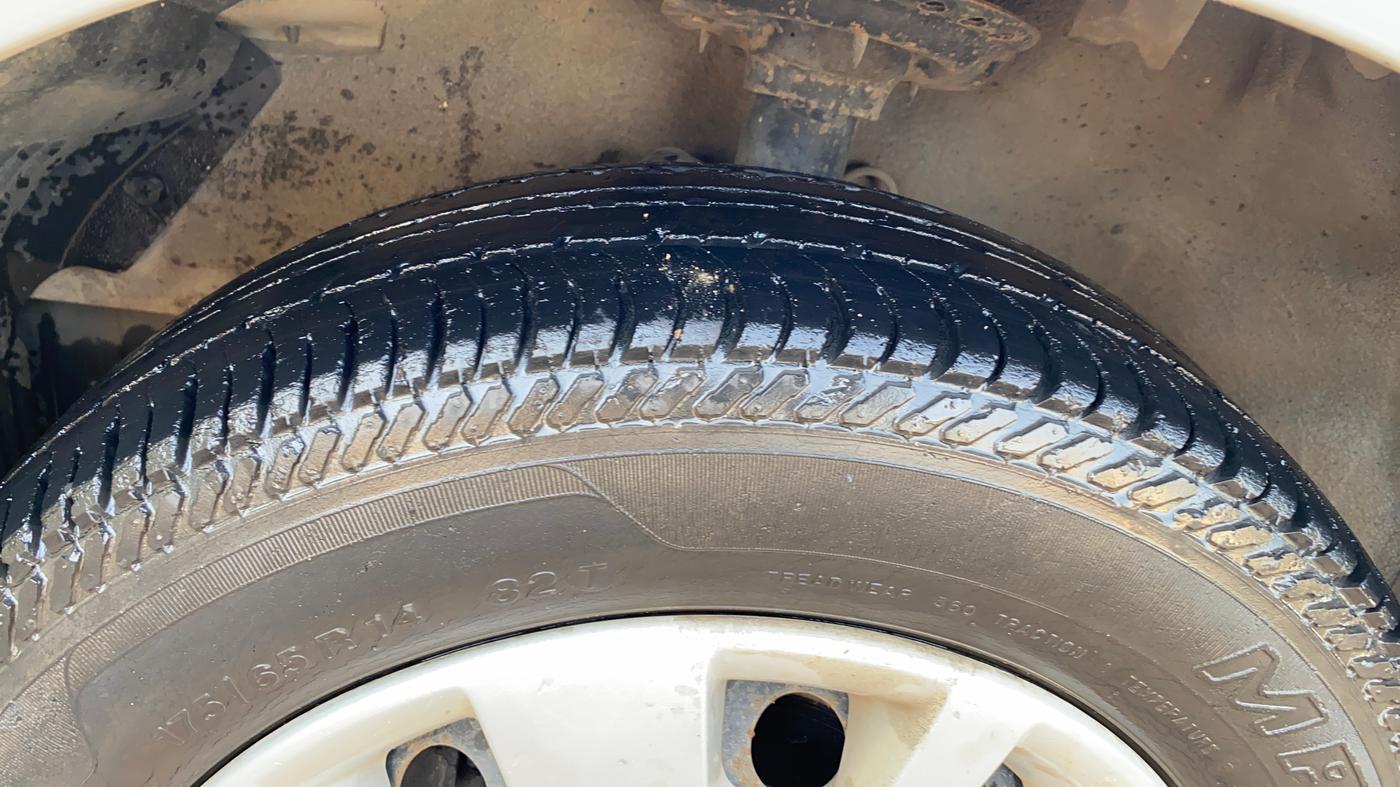 2013 Hyundai i20 MAGNA (O) 1.2, Petrol, Manual, 44,527 km, Left Front Tyre Tread
