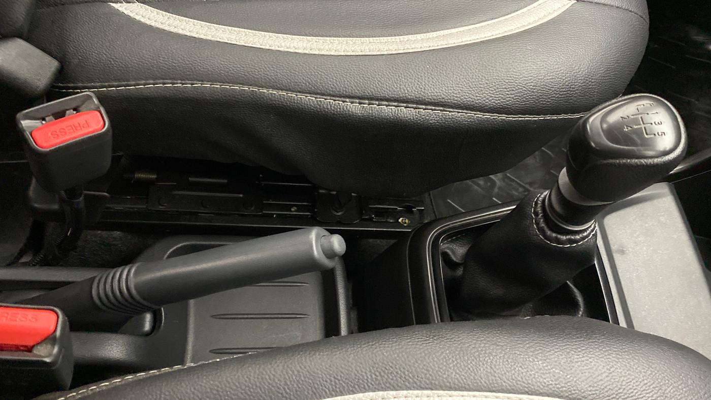 2021 Datsun Redi Go A, Petrol, Manual, 3,377 km, Gear Lever