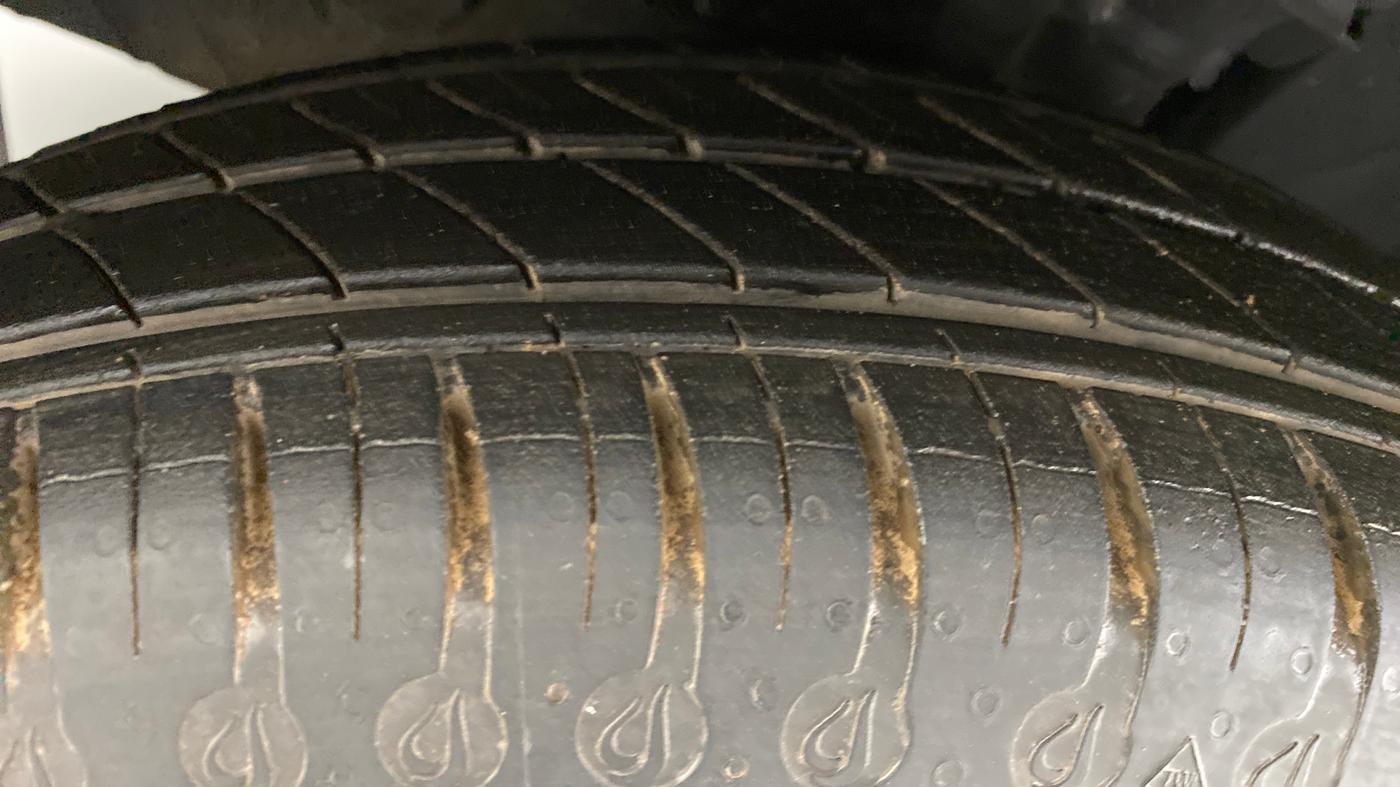 2021 Datsun Redi Go A, Petrol, Manual, 3,377 km, Left Front Tyre Tread