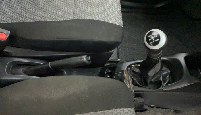 2012 Maruti Wagon R 1.0 LXI, Petrol, Manual, 45,309 km, Gear Lever