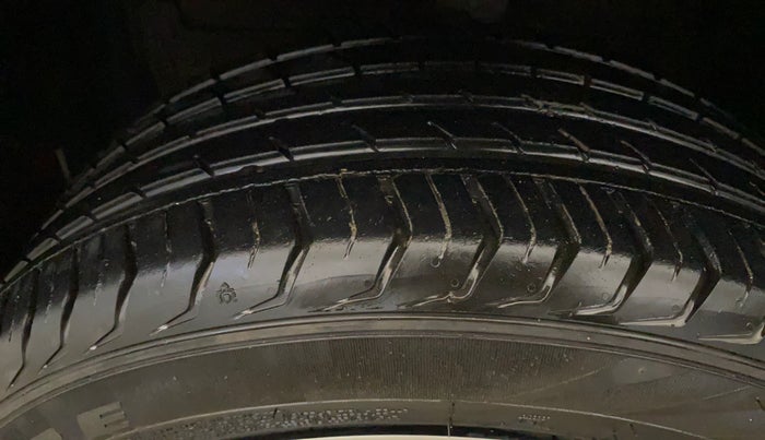 2024 Maruti BREZZA ZXI S-CNG, CNG, Manual, 18,622 km, Left Front Tyre Tread