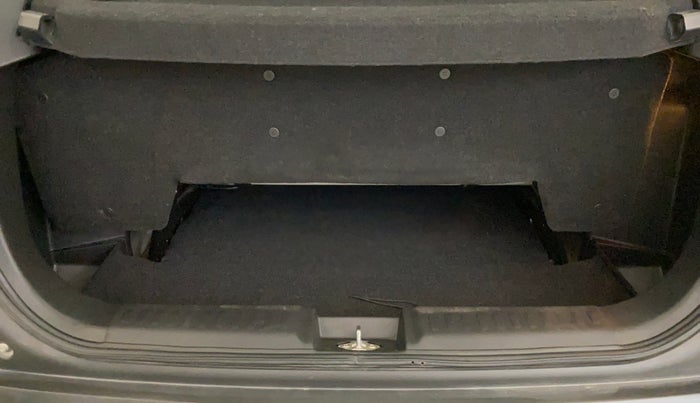 2024 Maruti BREZZA ZXI S-CNG, CNG, Manual, 18,622 km, Boot Inside