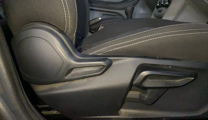 2022 Tata Tiago XT RHYTHM PETROL, Petrol, Manual, 14,740 km, Driver Side Adjustment Panel