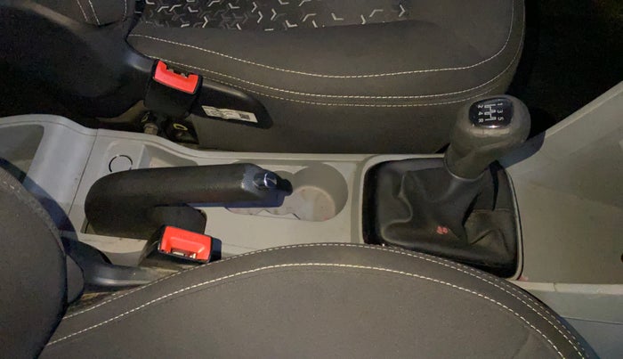 2022 Tata Tiago XT RHYTHM PETROL, Petrol, Manual, 14,740 km, Gear Lever