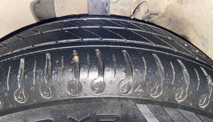 2022 Tata Tiago XT RHYTHM PETROL, Petrol, Manual, 14,740 km, Right Front Tyre Tread