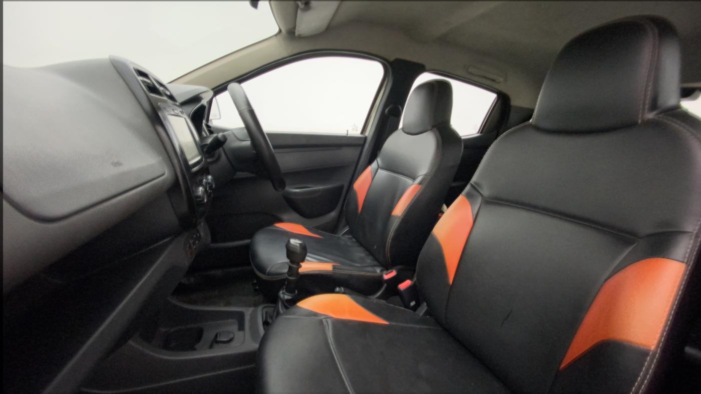 2016 Renault Kwid RXT 0.8, Petrol, Manual, 54,779 km, Right Side Front Door Cabin