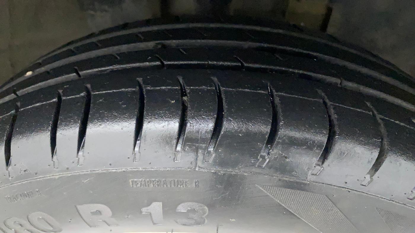2016 Renault Kwid RXT 0.8, Petrol, Manual, 54,779 km, Right Front Tyre Tread