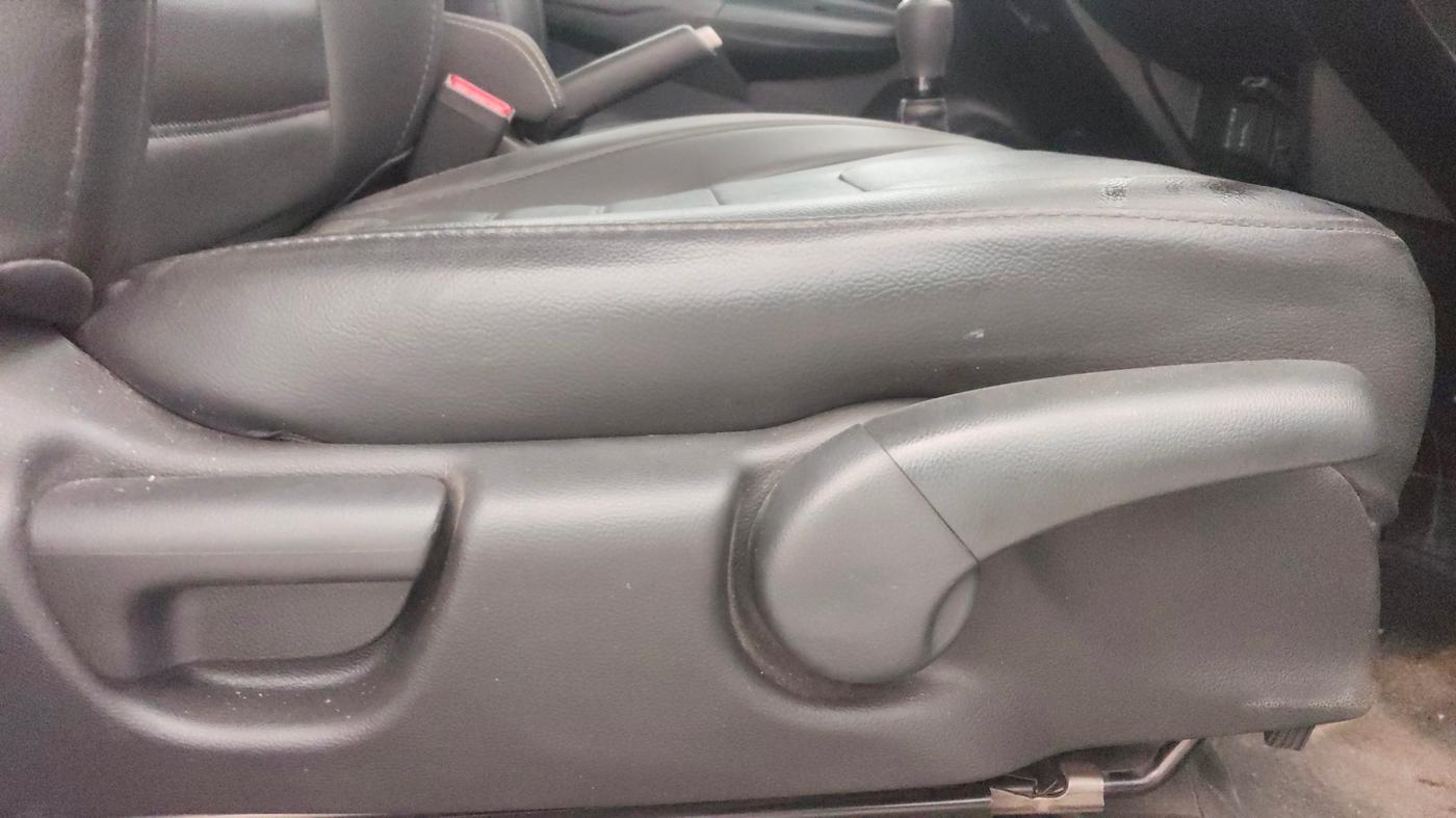 2022 Honda WR-V 1.2L I-VTEC VX MT, Petrol, Manual, 8,519 km, Driver Side Adjustment Panel