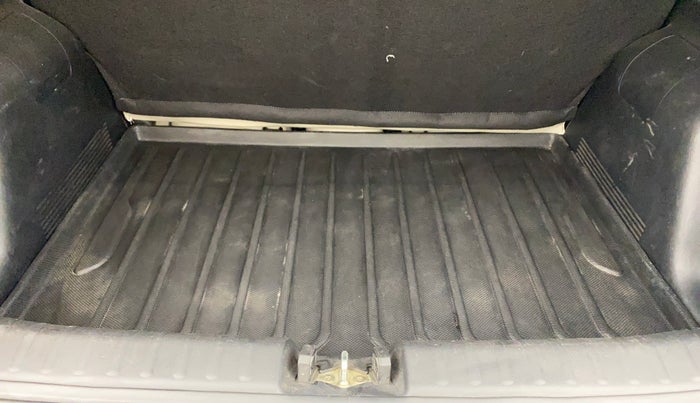 2022 KIA SONET HTX ANNIVERSARY EDITION 1.0 IMT, Petrol, Manual, 41,805 km, Boot Inside