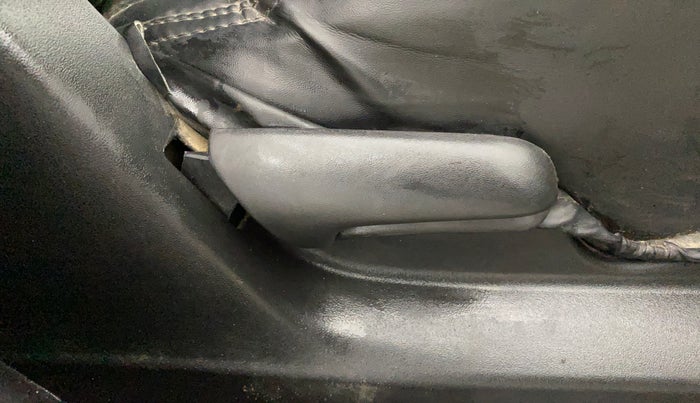 2021 Maruti Vitara Brezza VXI, Petrol, Manual, 52,412 km, Driver Side Adjustment Panel