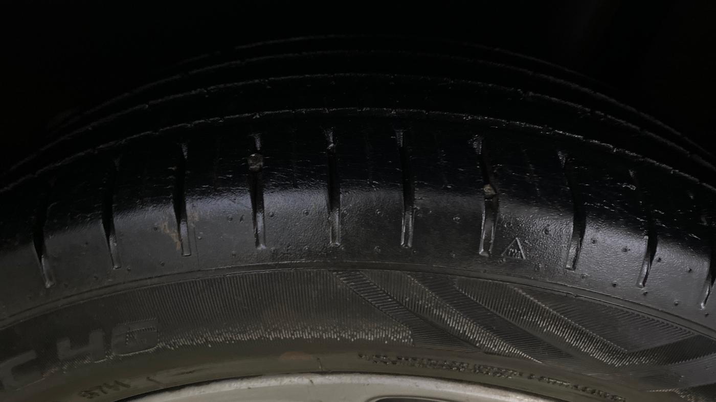 2016 Maruti Baleno ZETA PETROL 1.2, Petrol, Manual, 27,306 km, Left Rear Tyre Tread