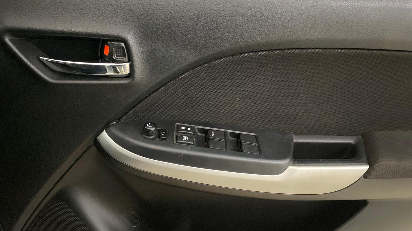 2016 Maruti Baleno ZETA PETROL 1.2, Petrol, Manual, 27,306 km, Driver Side Door Panels Control