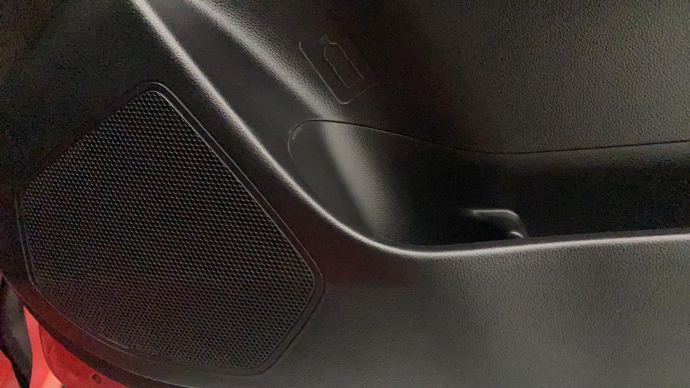 2018 Maruti Swift VXI AMT, Petrol, Automatic, 41,110 km, Speaker