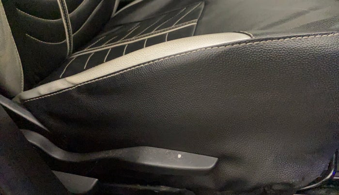 2018 Maruti Swift VXI AMT, Petrol, Automatic, 41,110 km, Driver Side Adjustment Panel