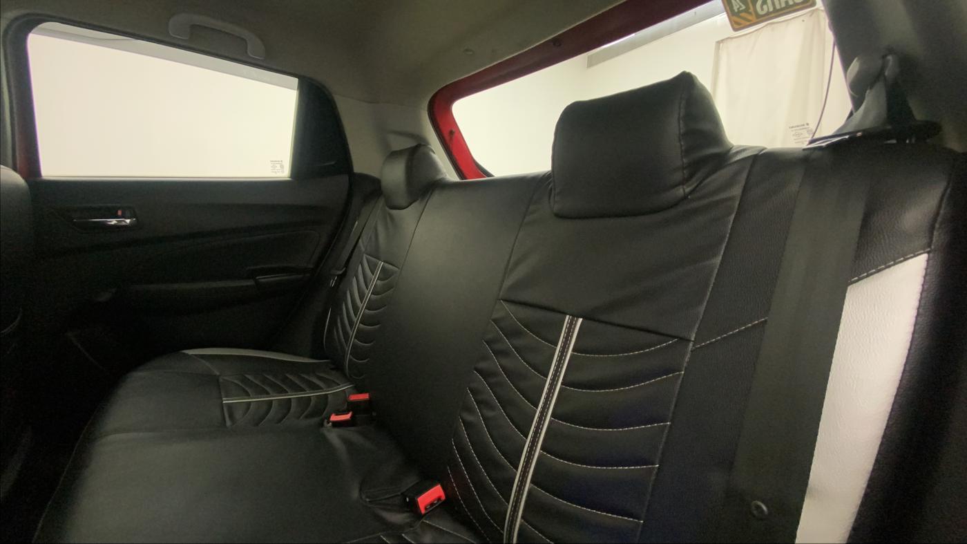 2018 Maruti Swift VXI AMT, Petrol, Automatic, 41,110 km, Right Side Rear Door Cabin
